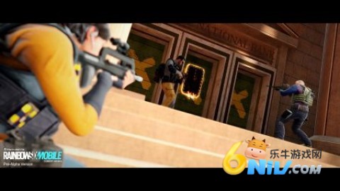 17738941895375_water